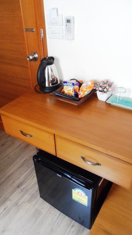 Oyo 1093 De Nawarat Chiang Mai Boutique Apartment Zimmer foto
